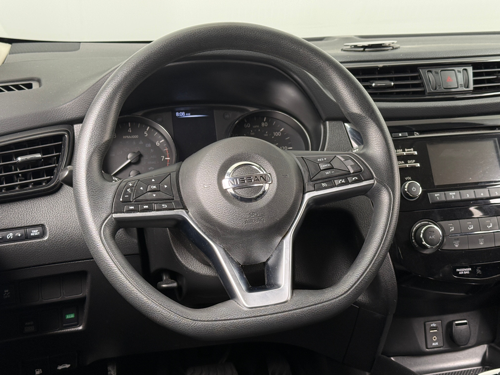 Thumbnail: 2018 Nissan Rogue Sport - 5