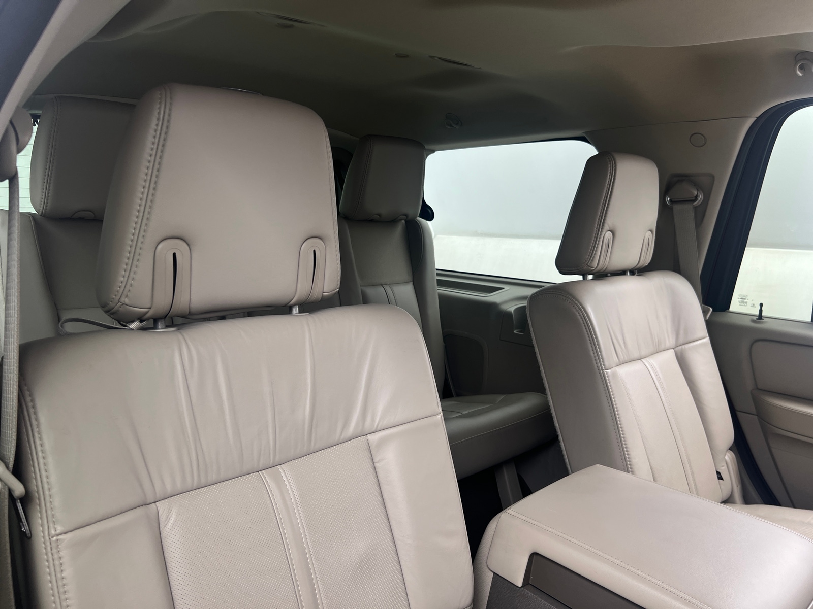 Thumbnail: 2016 Lincoln Navigator - 5