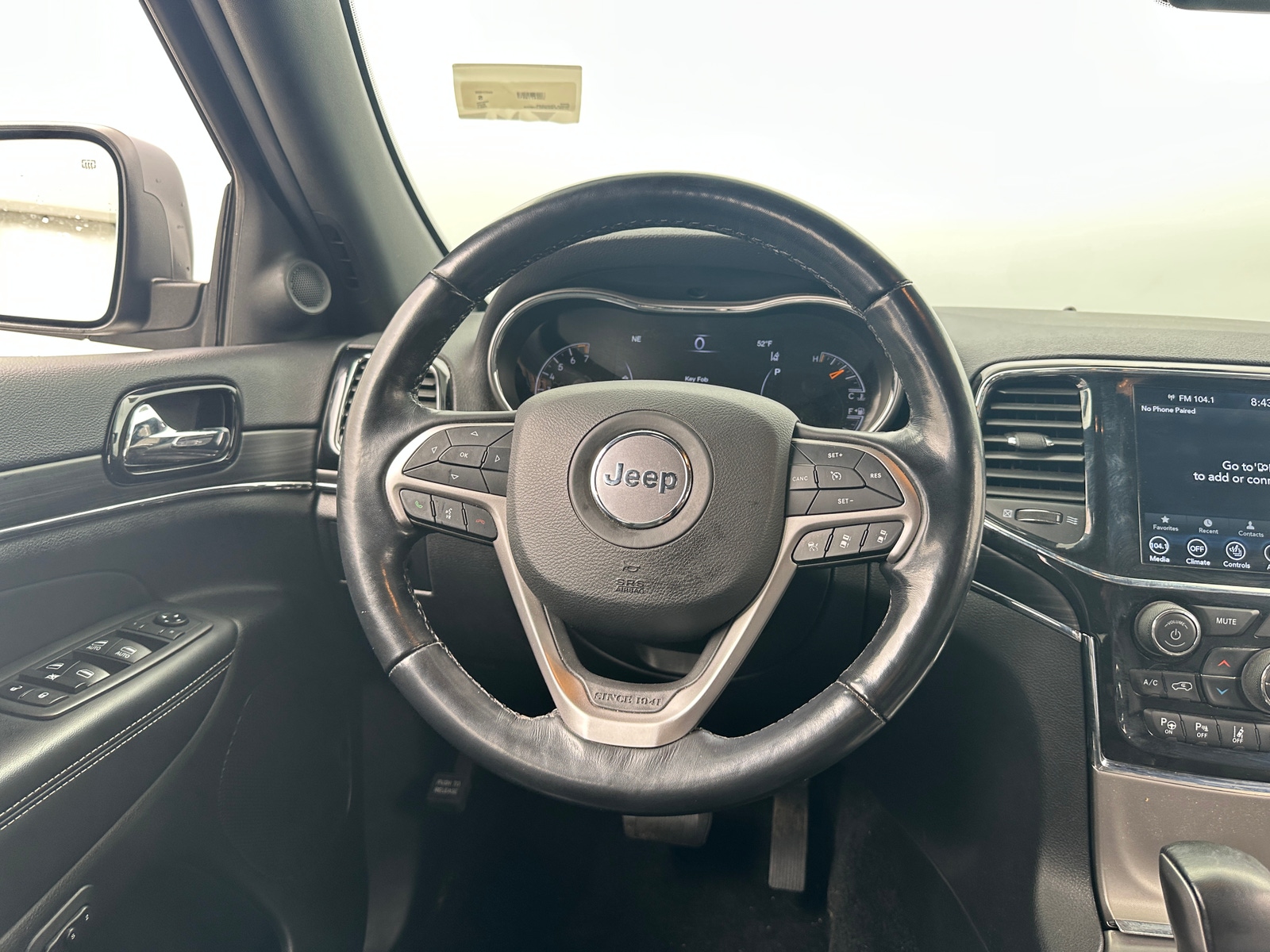 Thumbnail: 2021 Jeep Grand Cherokee - 4