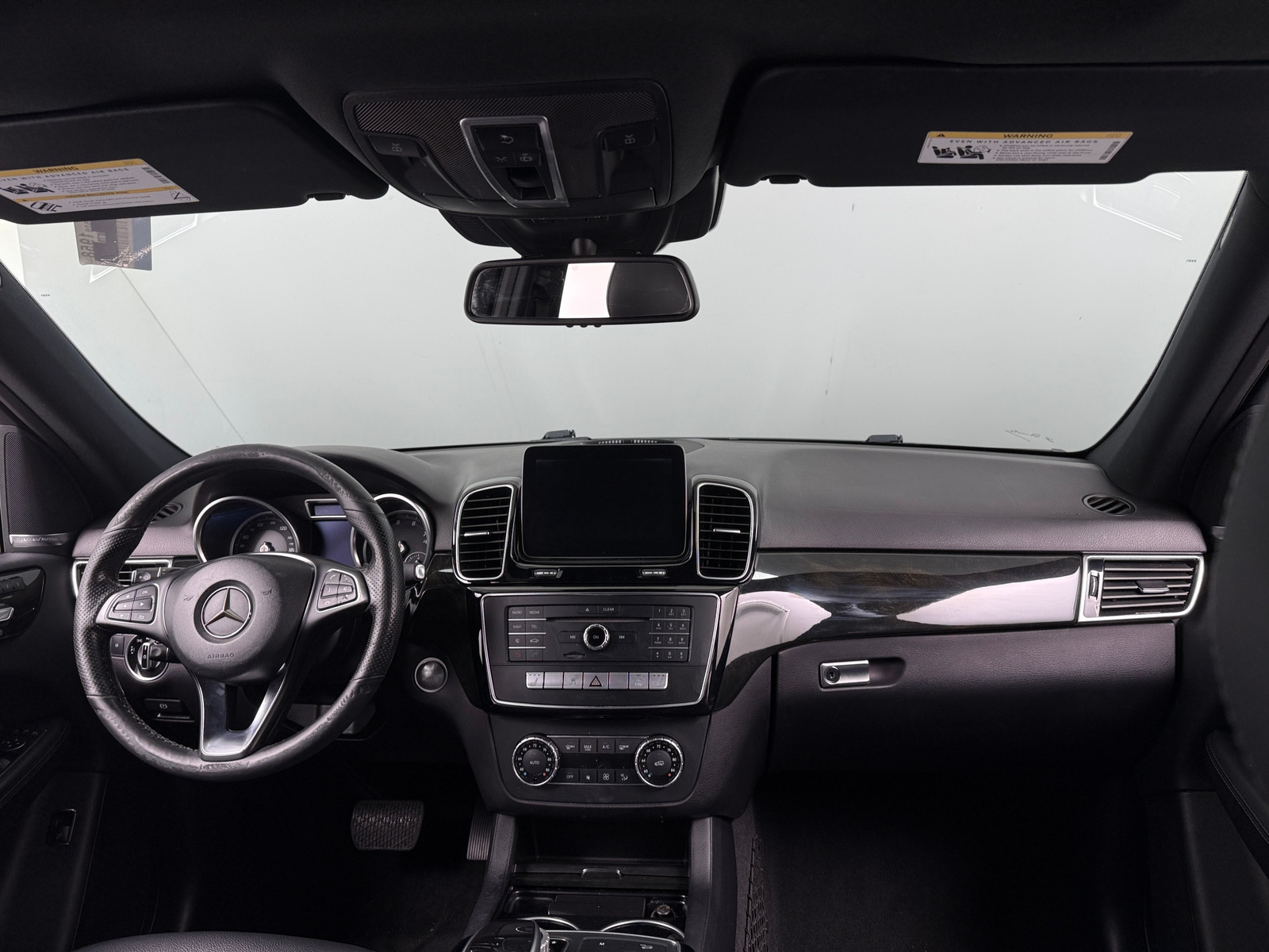 Thumbnail: 2017 Mercedes-Benz GLE - 2