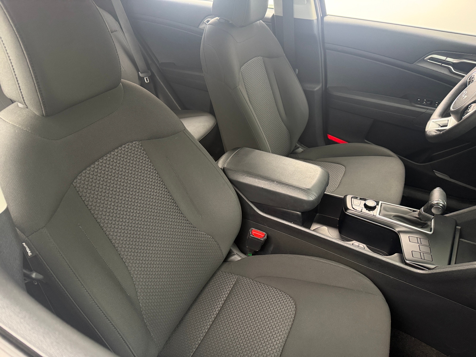 Thumbnail: 2025 Kia Sportage - 2