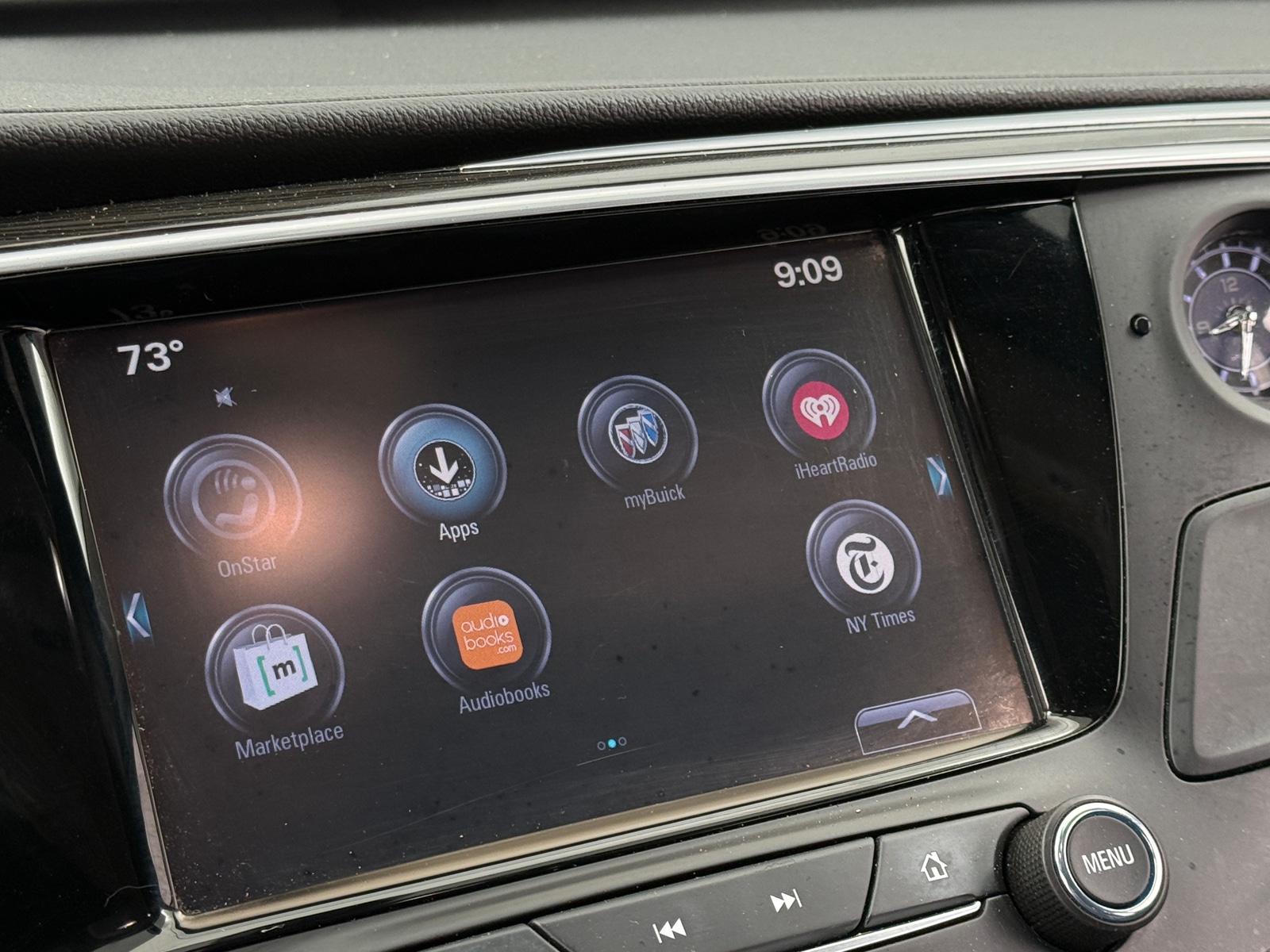 Thumbnail: 2018 Buick Envision - 3