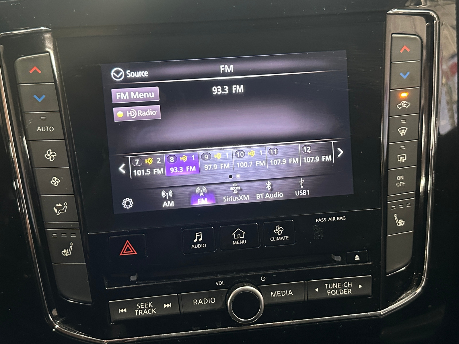 Thumbnail: 2020 INFINITI QX80 - 3