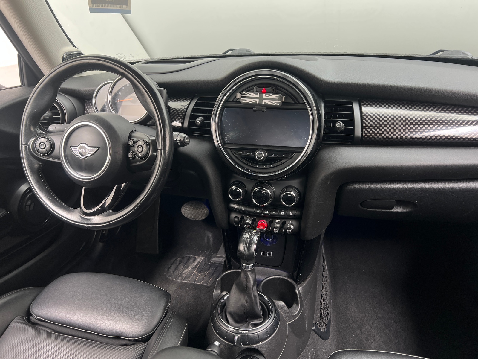 Thumbnail: 2017 MINI Cooper Hardtop - 2