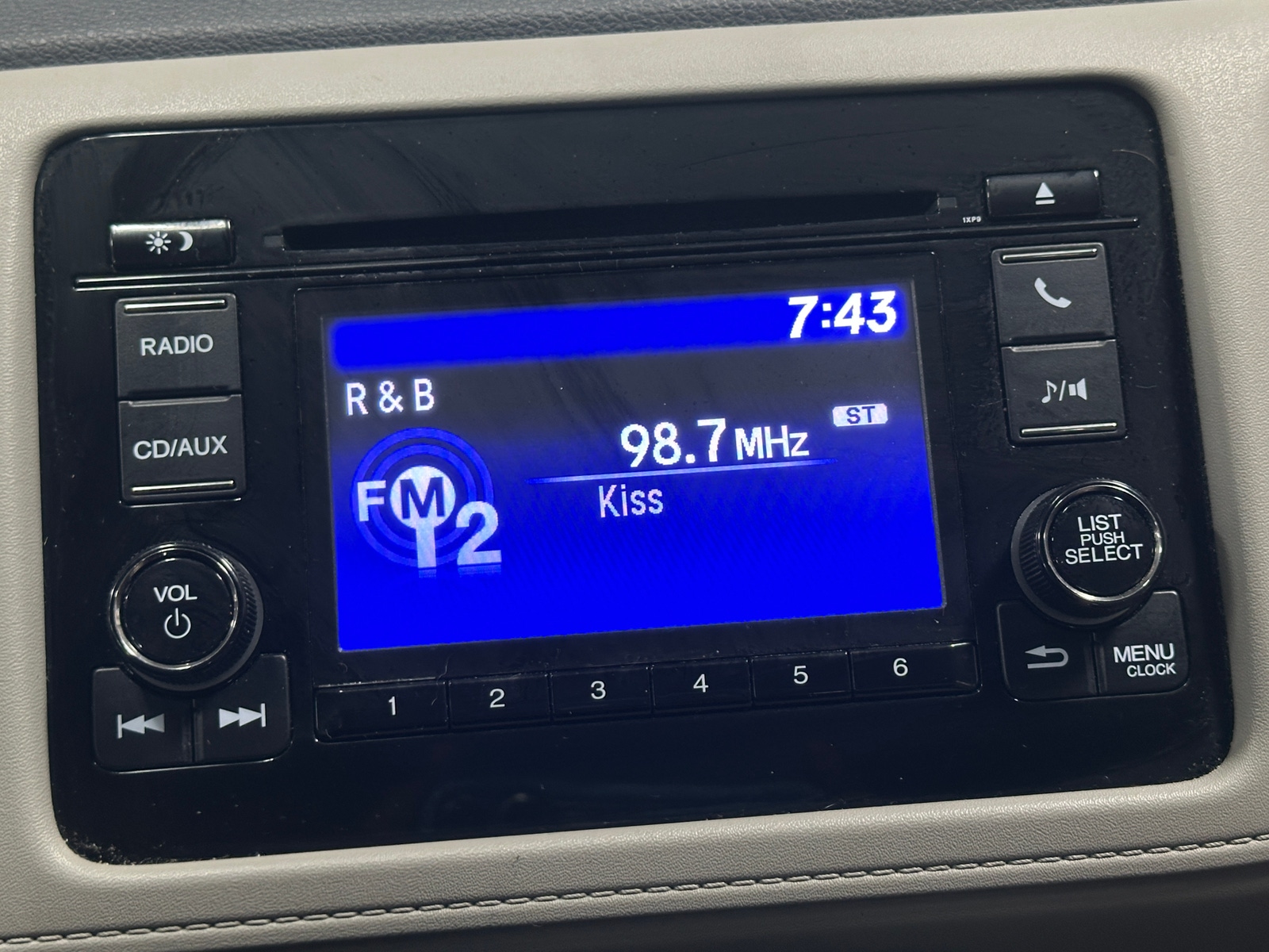 Thumbnail: 2018 Honda HR-V - 4
