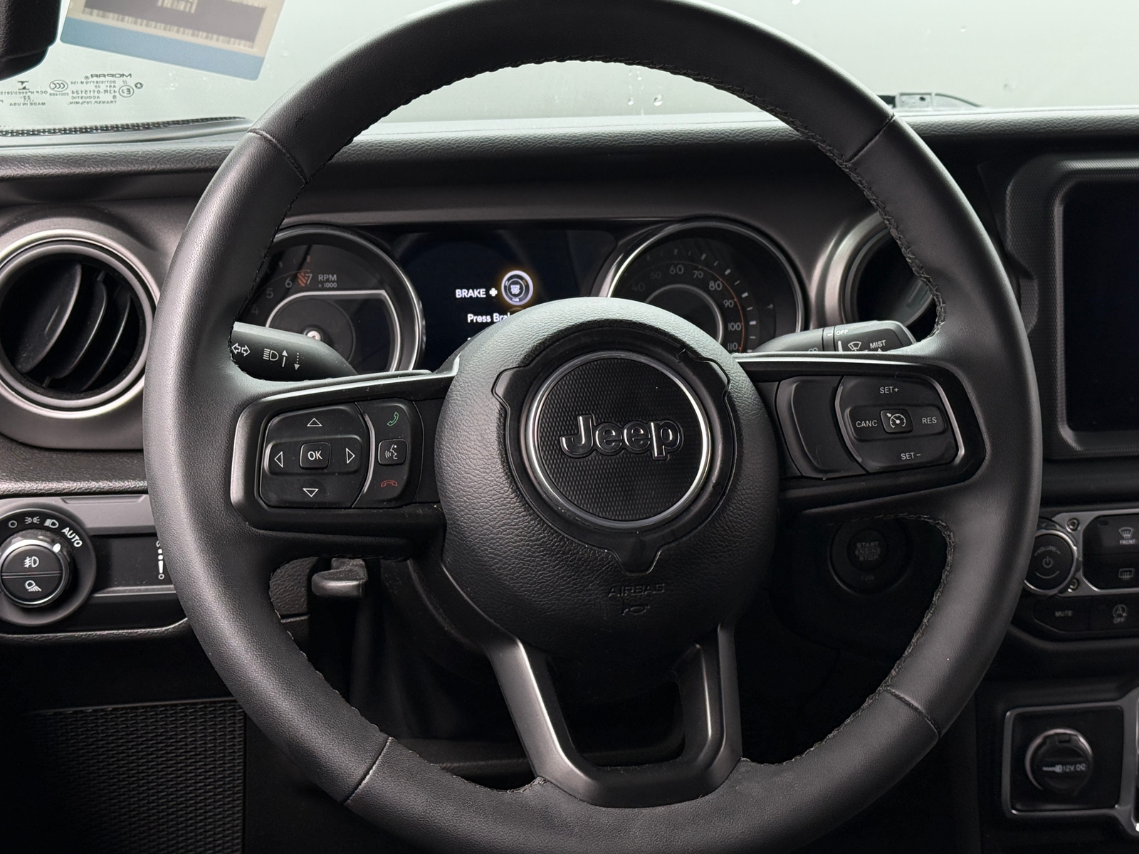 Thumbnail: 2023 Jeep Gladiator - 5