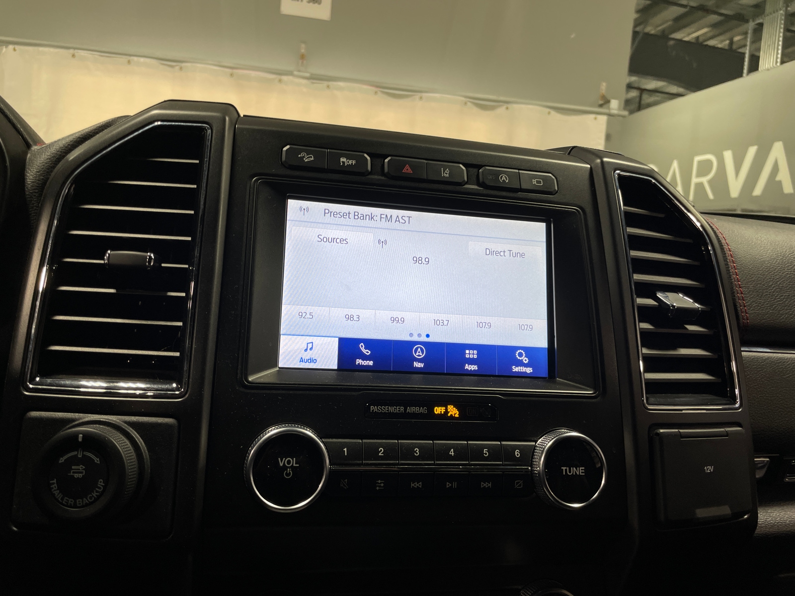 Thumbnail: 2020 Ford Expedition - 3