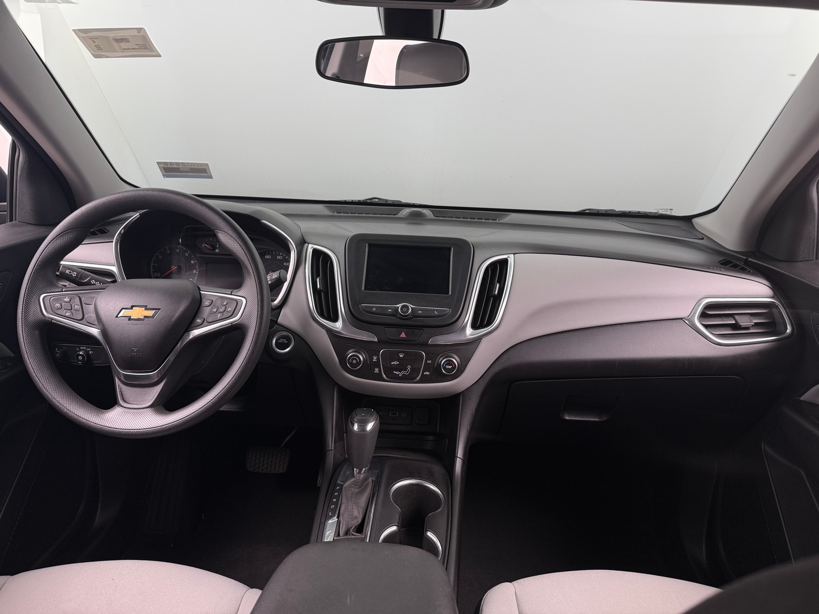 Thumbnail: 2019 Chevrolet Equinox - 3
