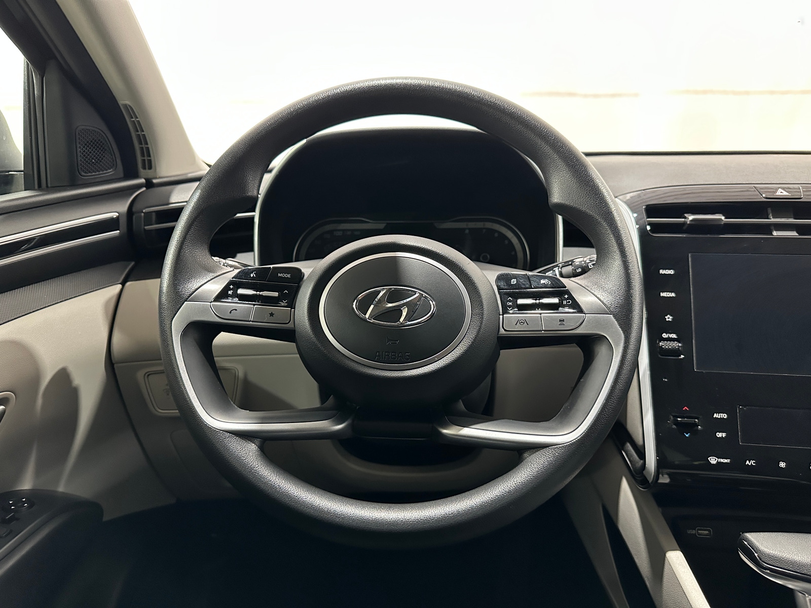 Thumbnail: 2024 Hyundai Tucson - 5