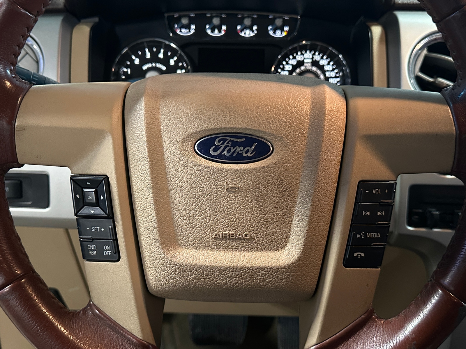 Thumbnail: 2013 Ford Econoline - 4