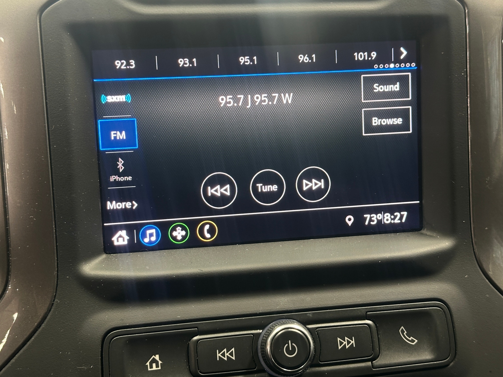 Thumbnail: 2021 Chevrolet Silverado 1500 - 4