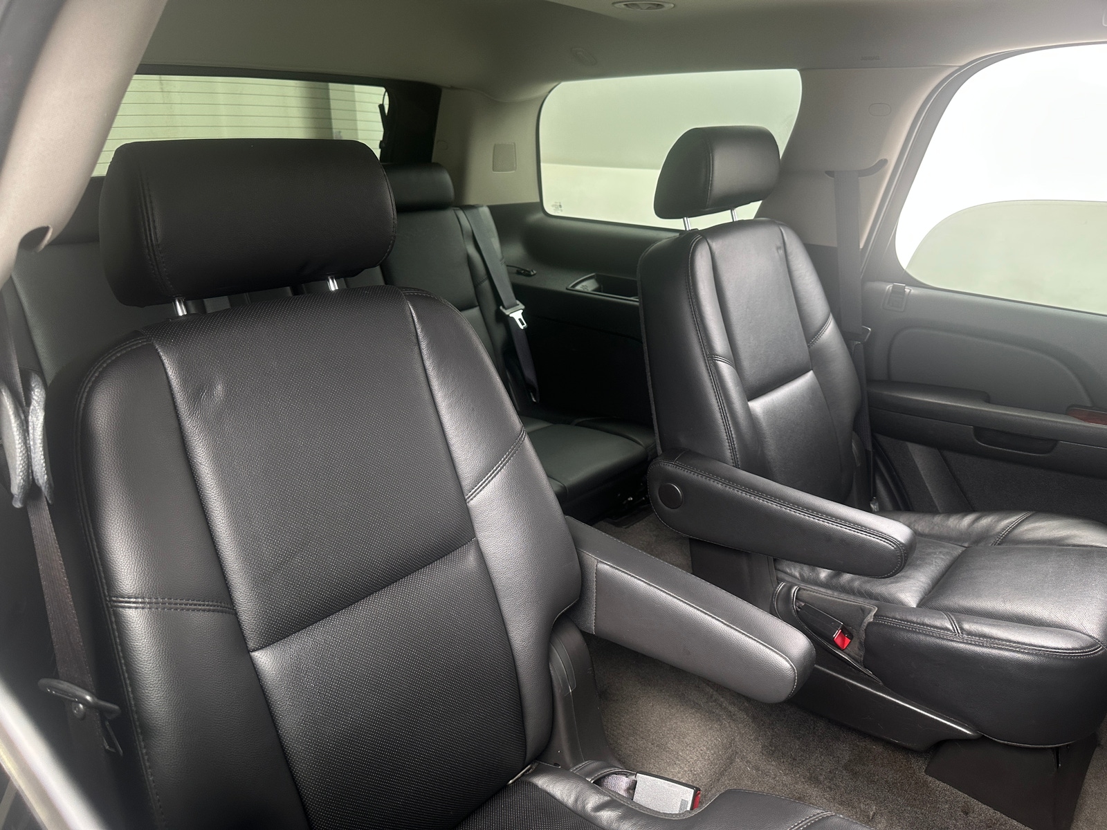 Thumbnail: 2009 Chevrolet Tahoe - 5