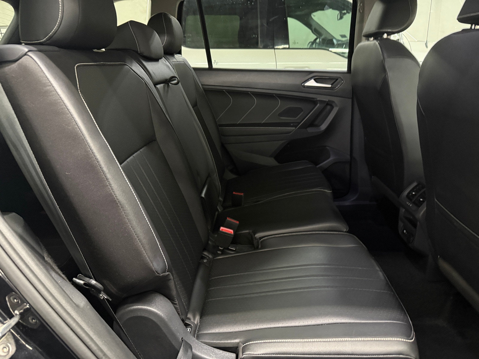 Thumbnail: 2024 Volkswagen Tiguan - 5