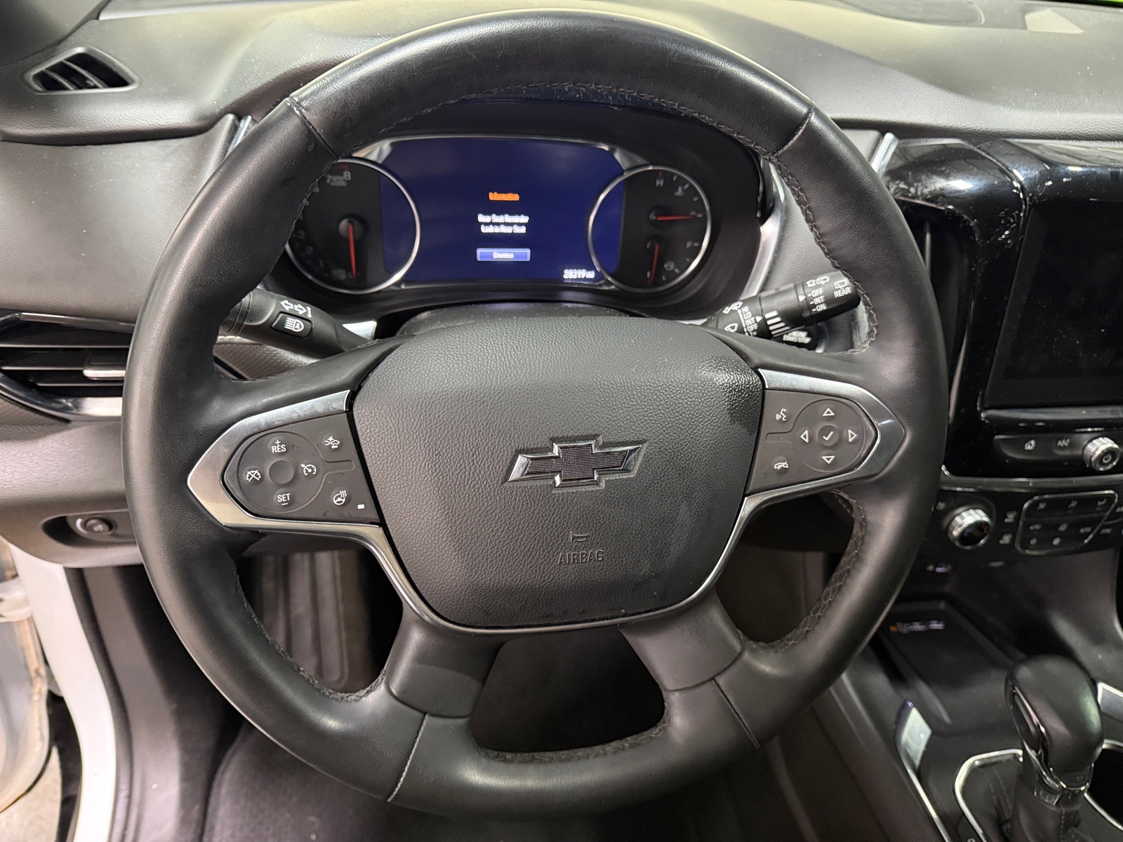 Thumbnail: 2023 Chevrolet Traverse - 4