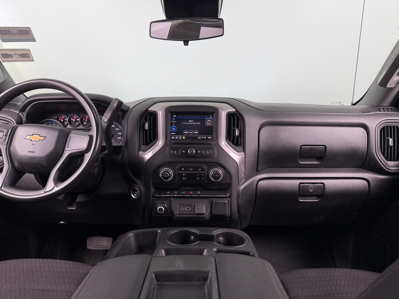 Thumbnail: 2022 Chevrolet Silverado 1500 - 3