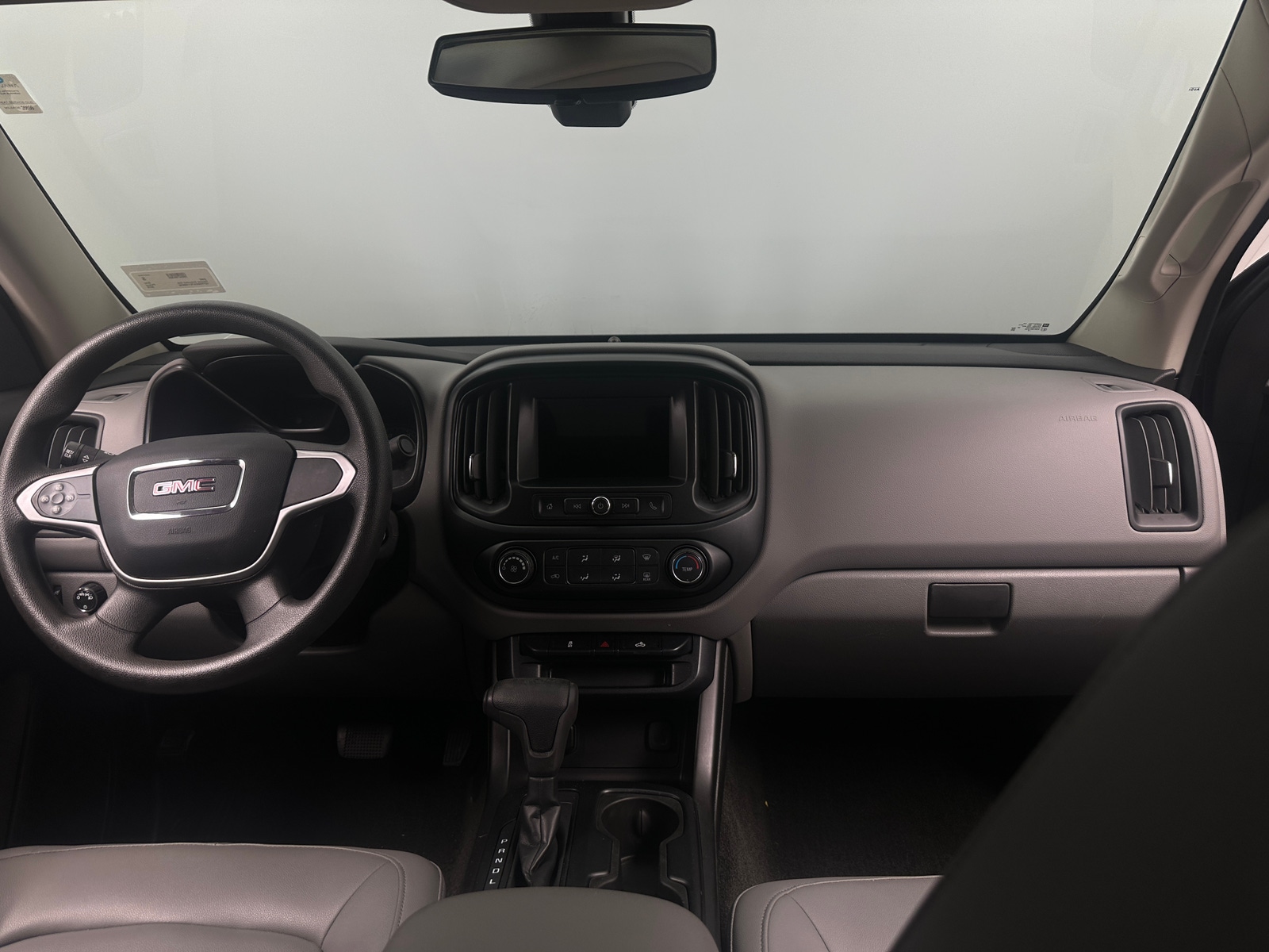 Thumbnail: 2019 GMC Canyon - 3