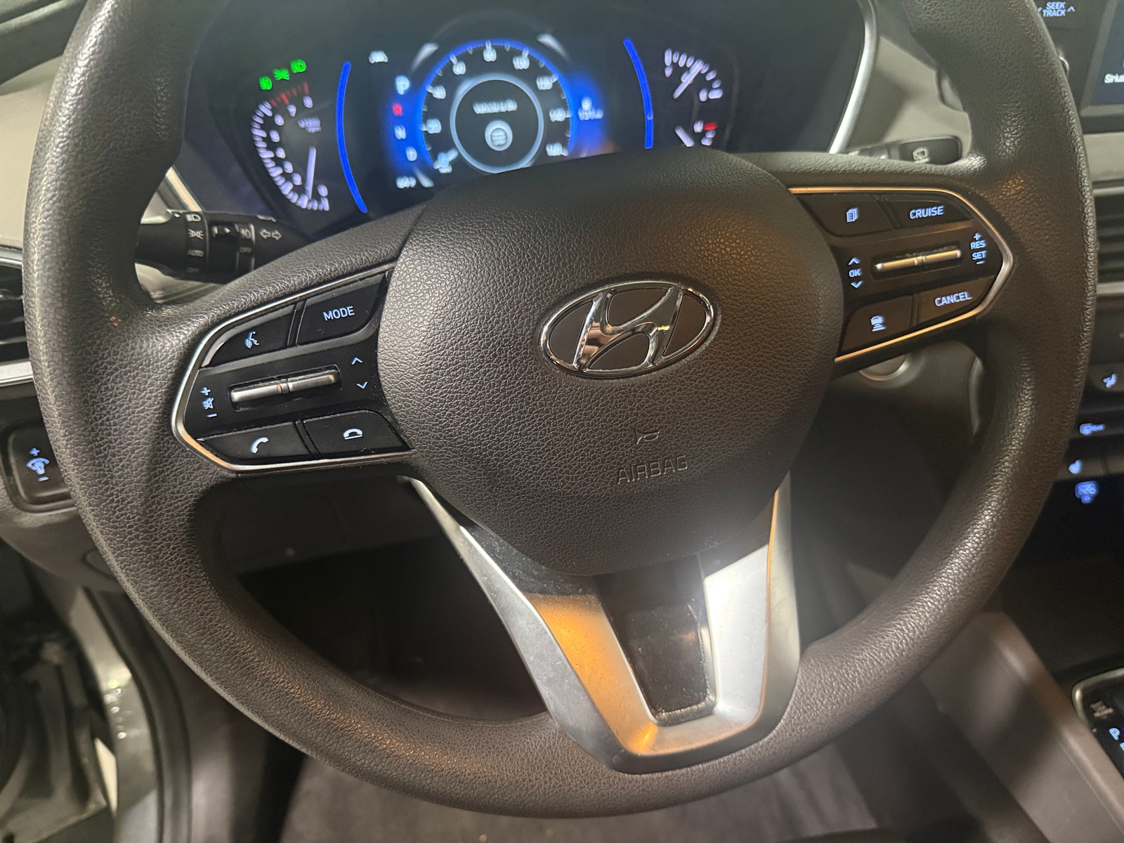 Thumbnail: 2019 Hyundai Santa Fe - 5