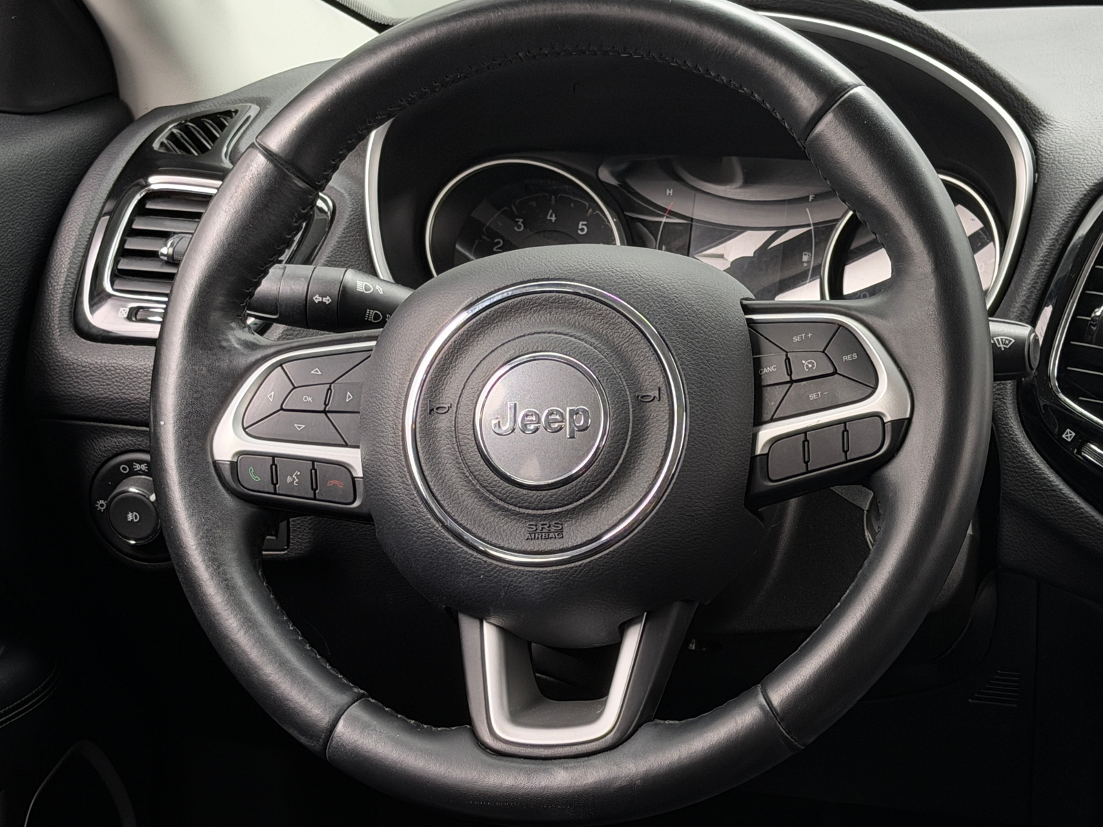 Thumbnail: 2019 Jeep Compass - 5