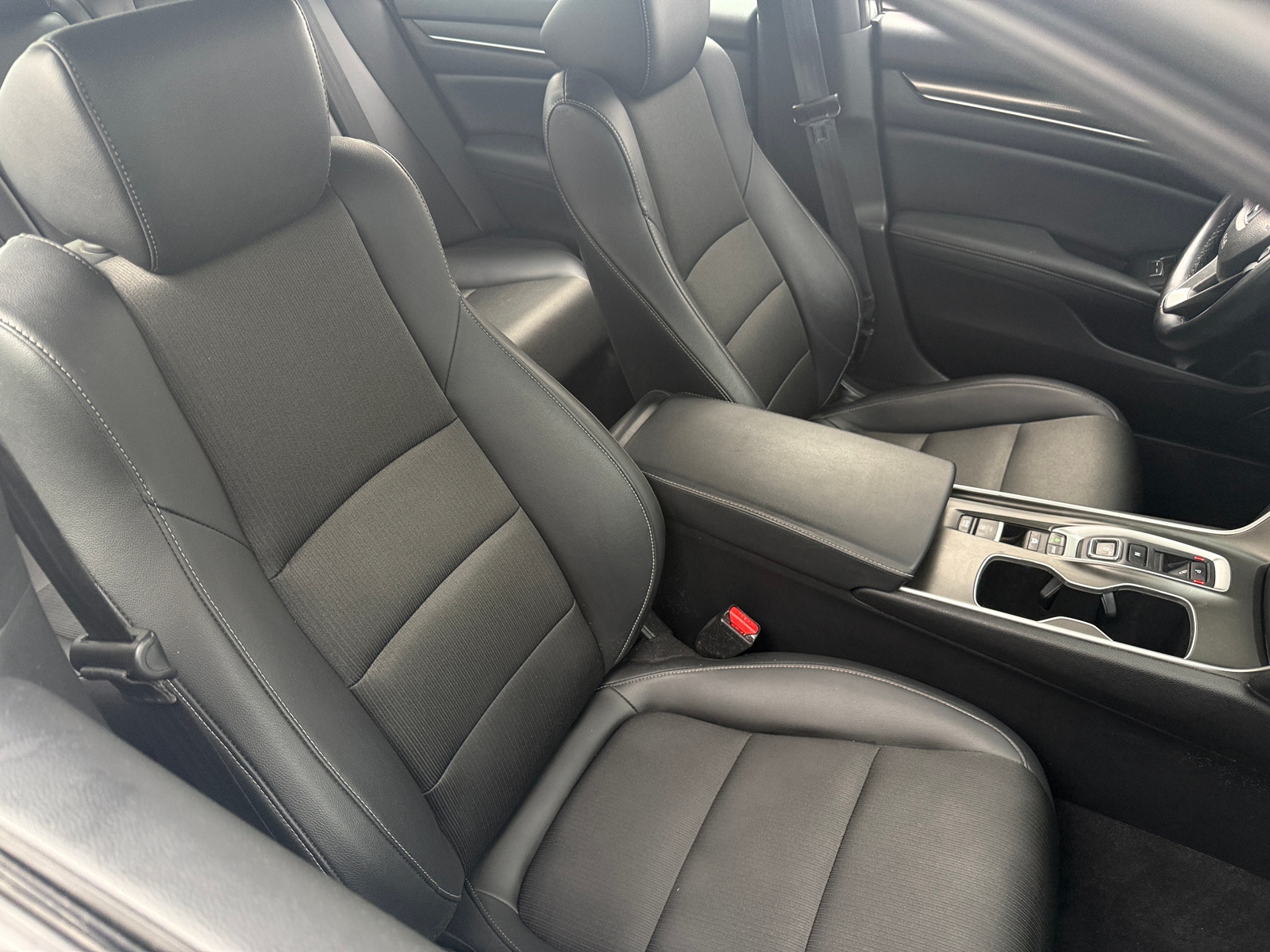 Thumbnail: 2022 Honda Accord - 2