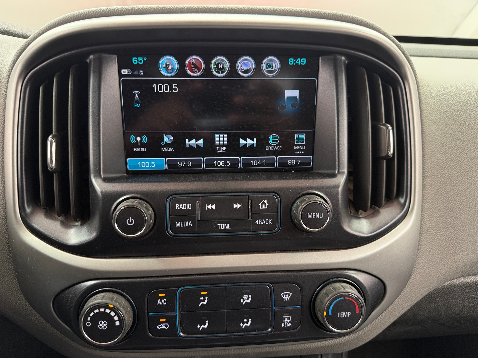 Thumbnail: 2018 Chevrolet Colorado - 4