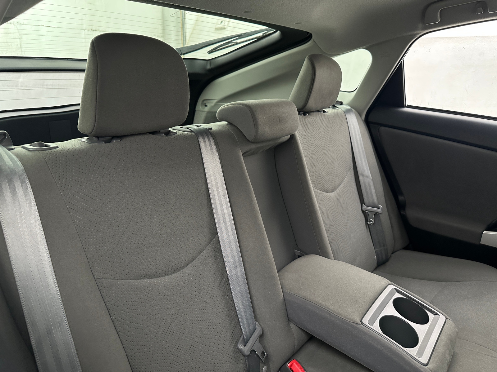 Thumbnail: 2015 Toyota Prius - 6