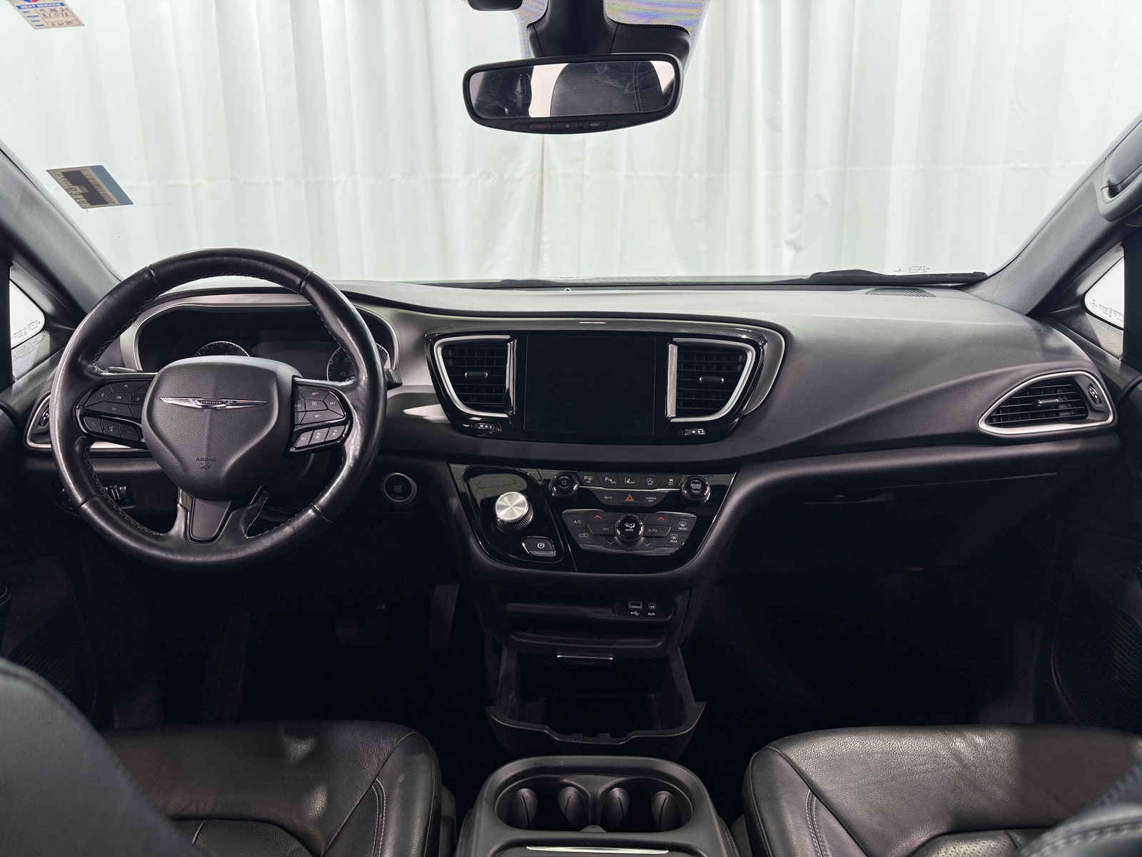 Thumbnail: 2020 Chrysler Pacifica - 2