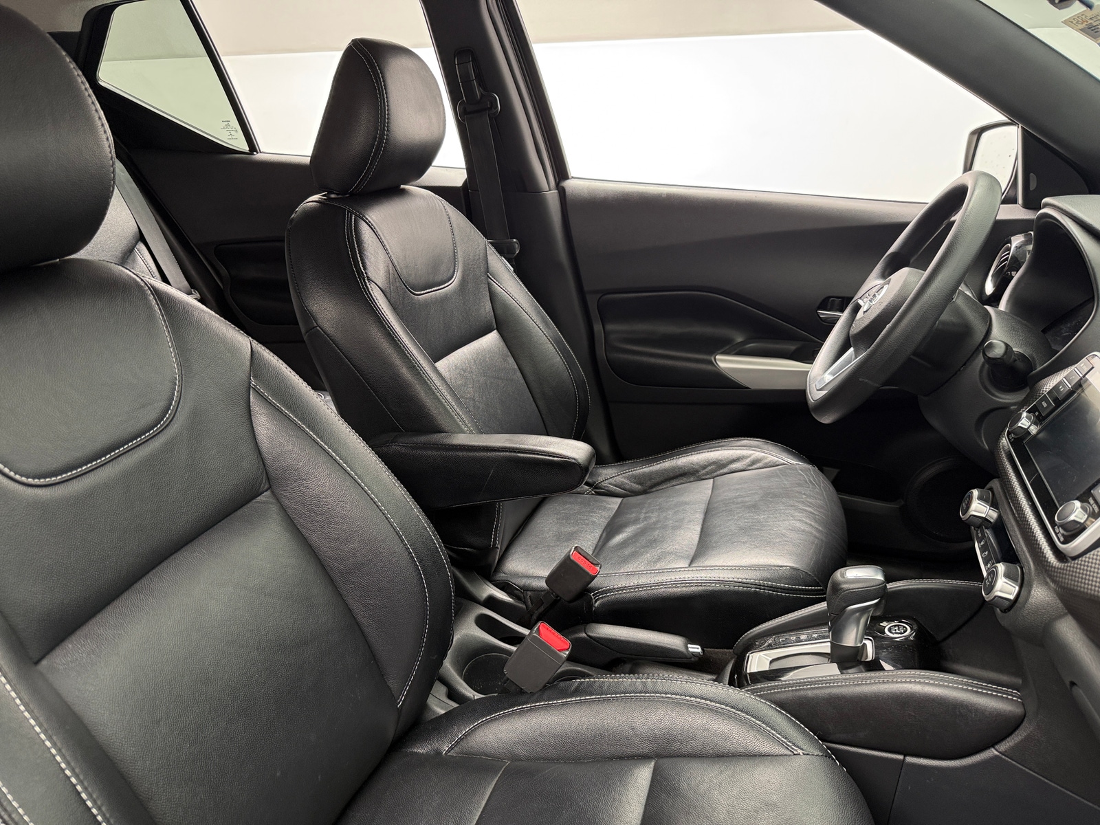 Thumbnail: 2018 Nissan Kicks - 2