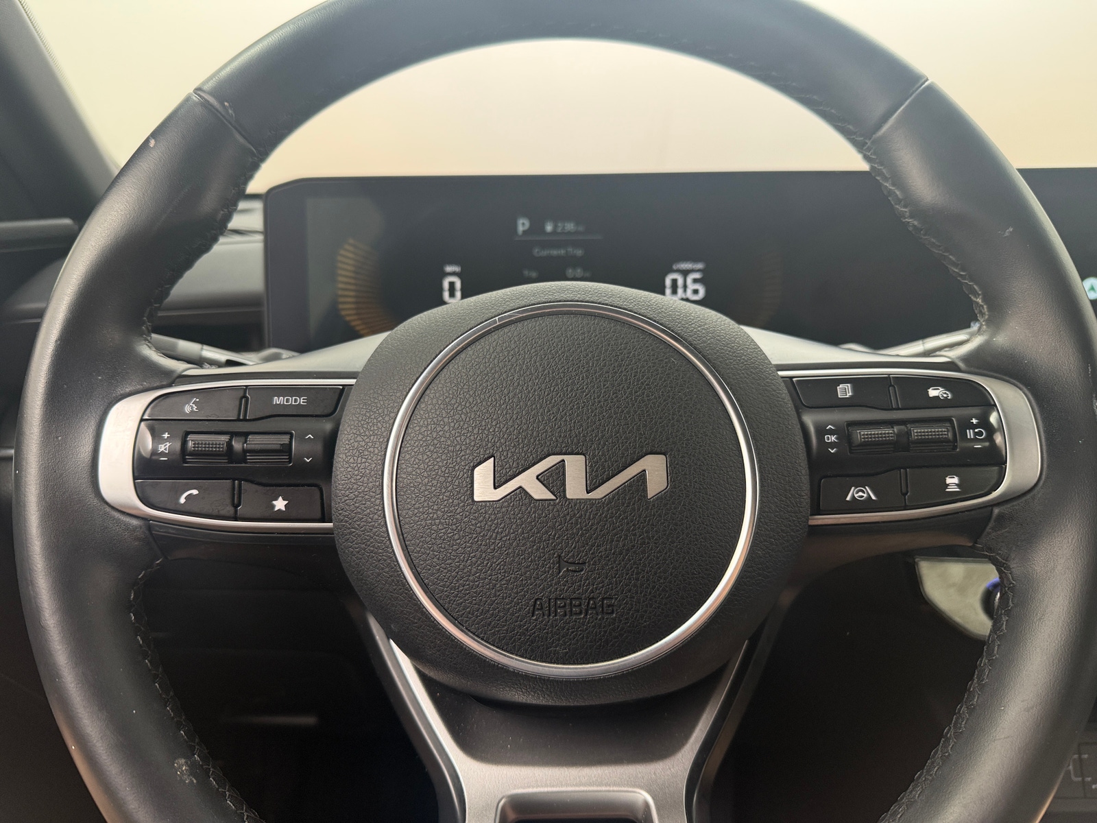 Thumbnail: 2025 Kia K5 - 4