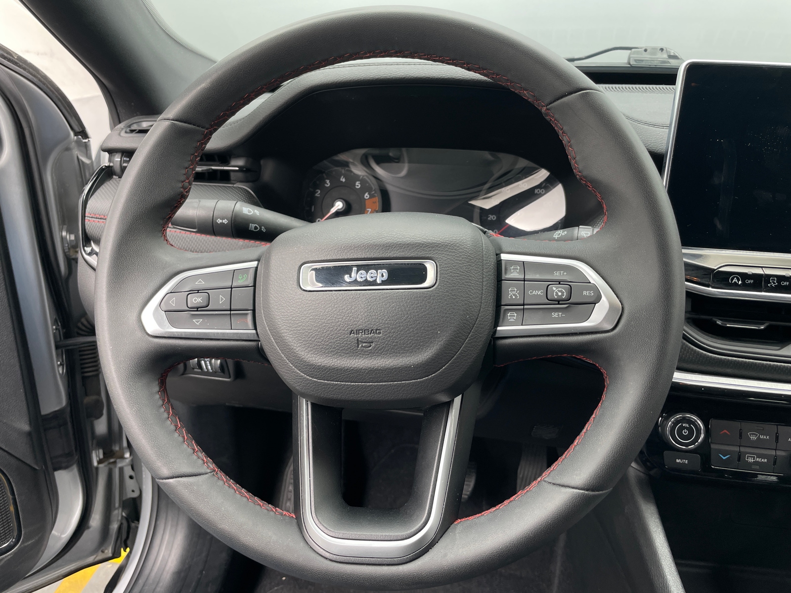 Thumbnail: 2025 Jeep Compass - 5