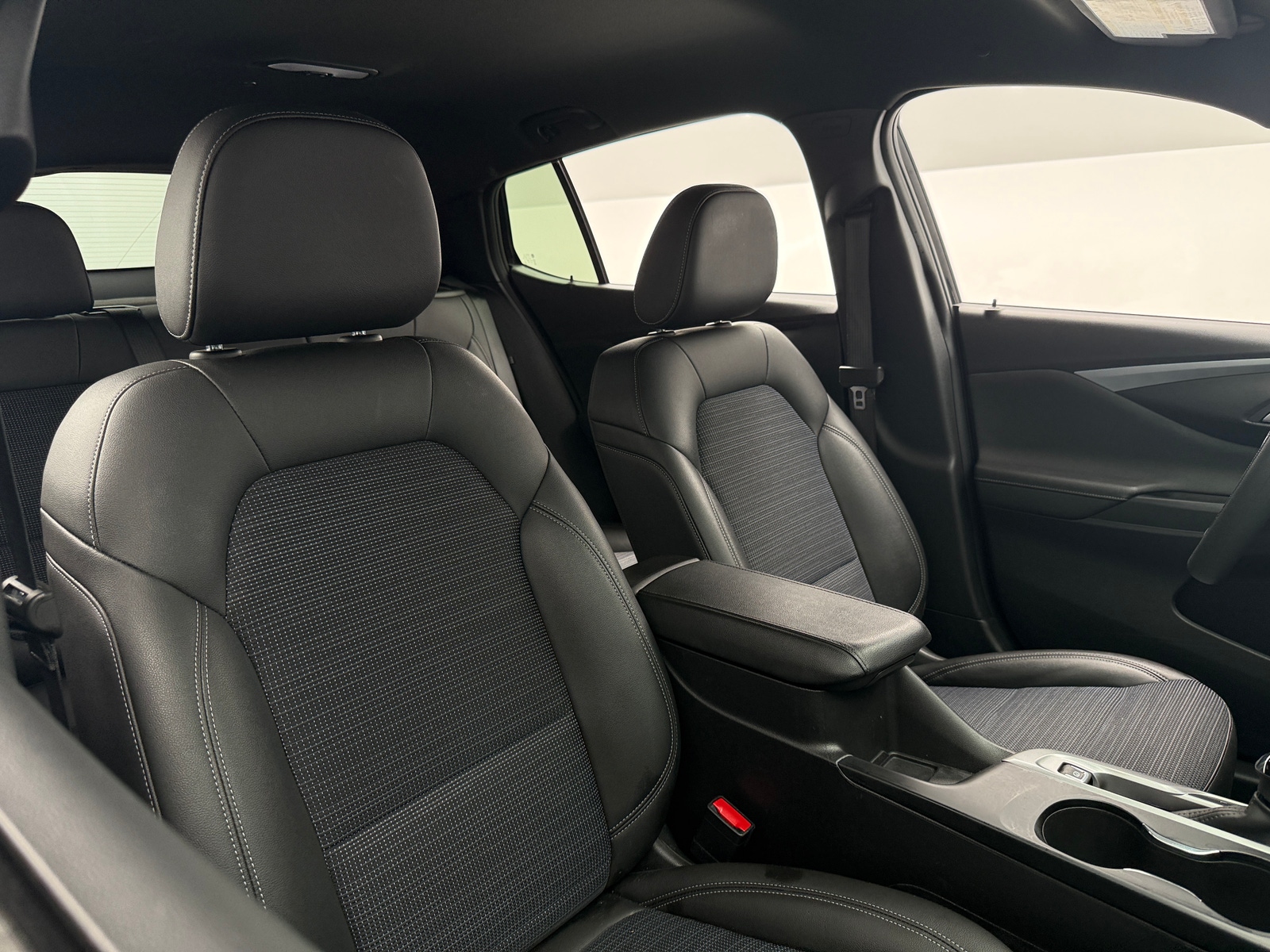 Thumbnail: 2025 Buick Envista - 2