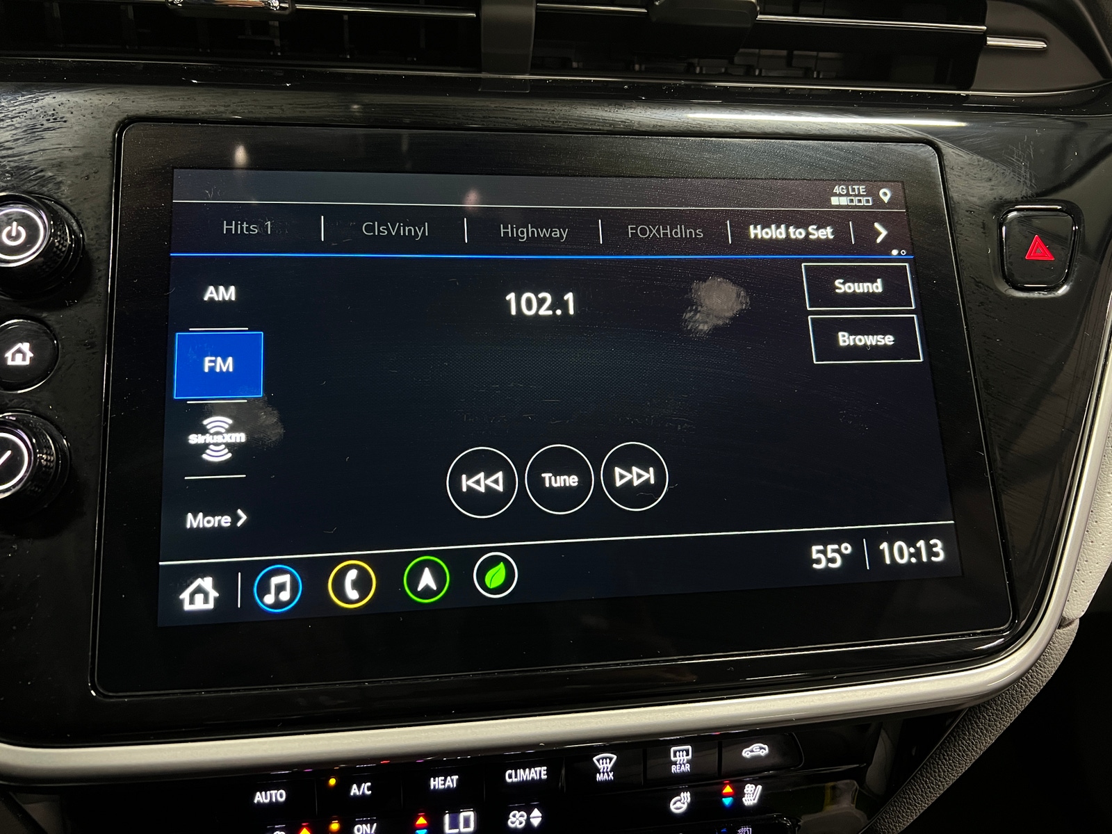 Thumbnail: 2023 Chevrolet Bolt EUV - 3