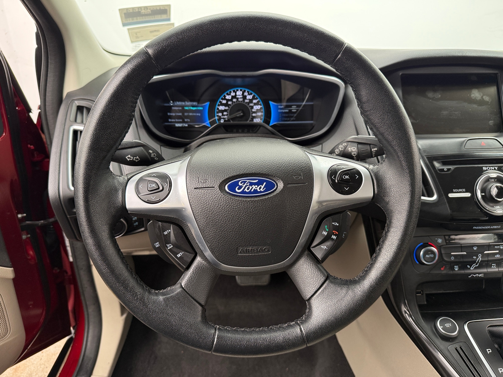 Thumbnail: 2015 Ford Focus - 4