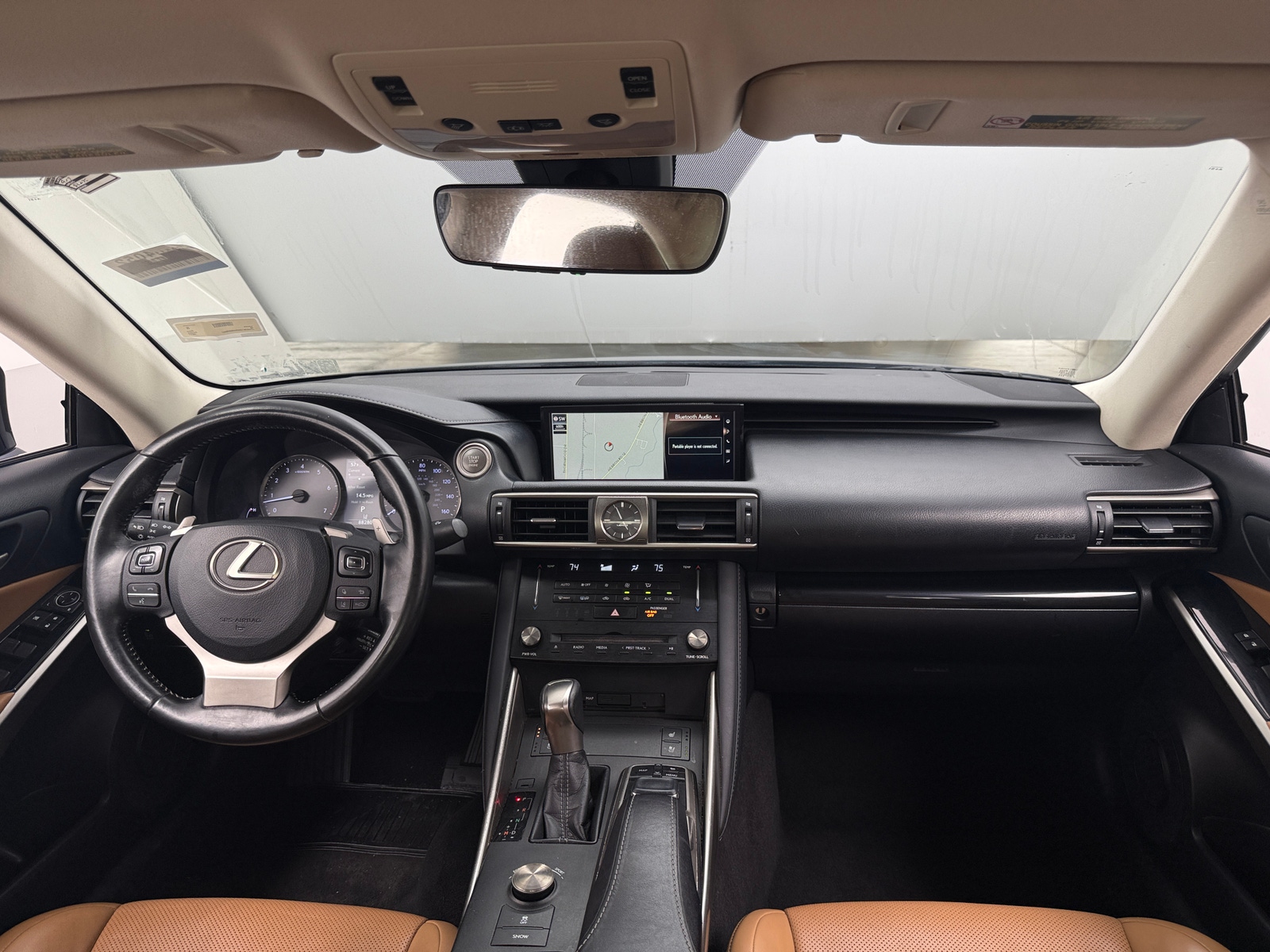 Thumbnail: 2017 Lexus IS - 3