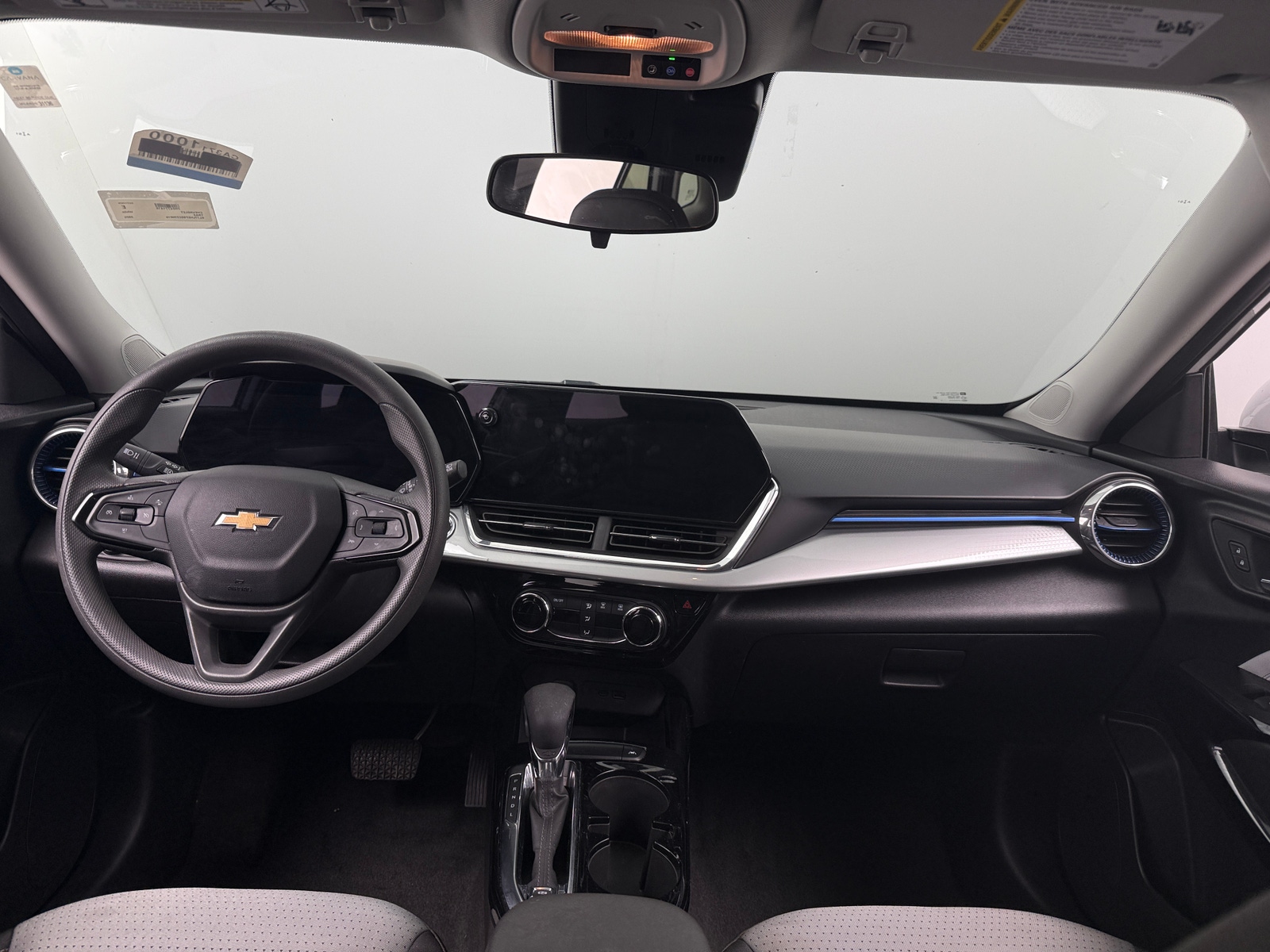 Thumbnail: 2025 Chevrolet Trax - 3