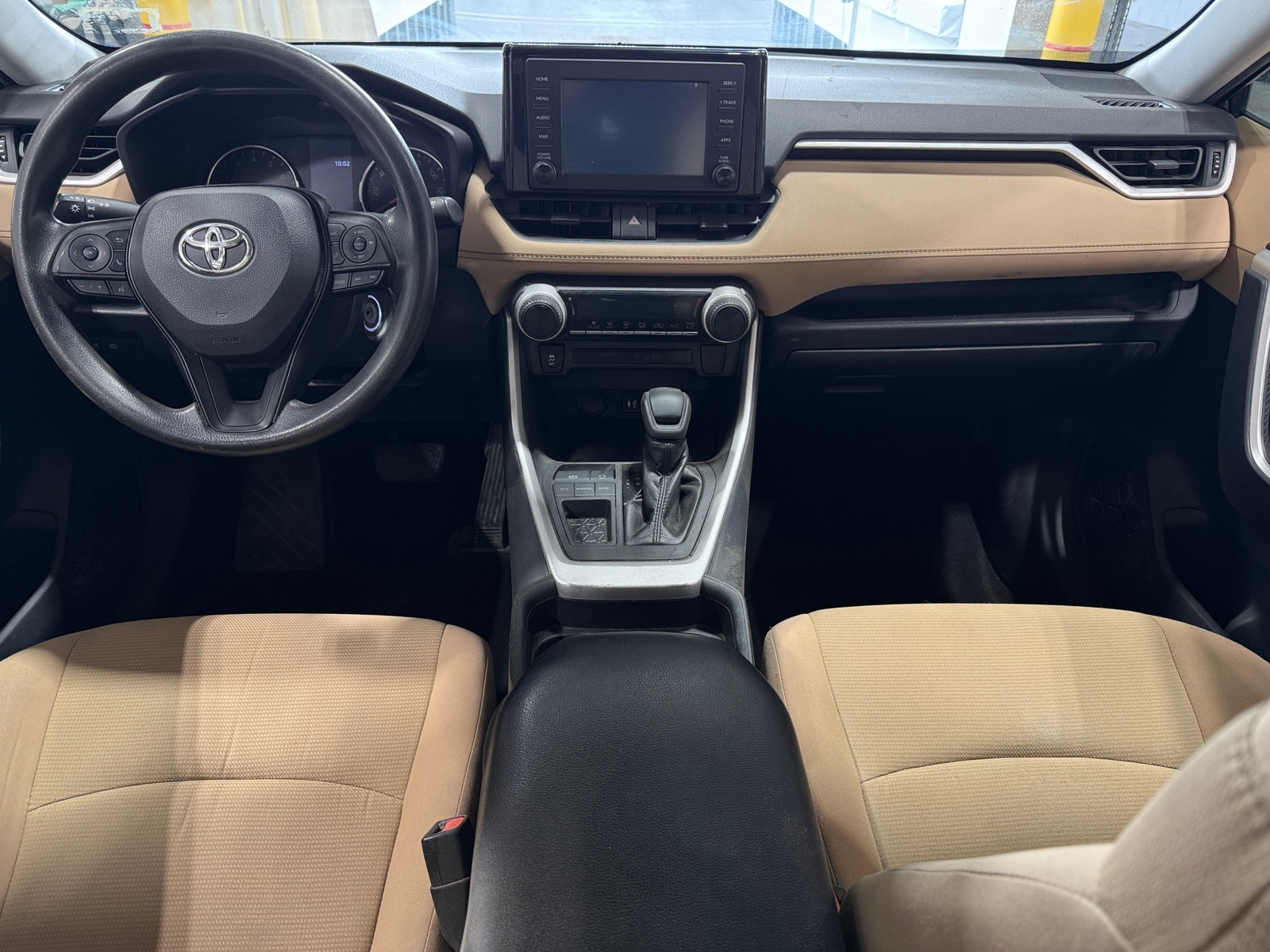 Thumbnail: 2019 Toyota RAV4 - 3