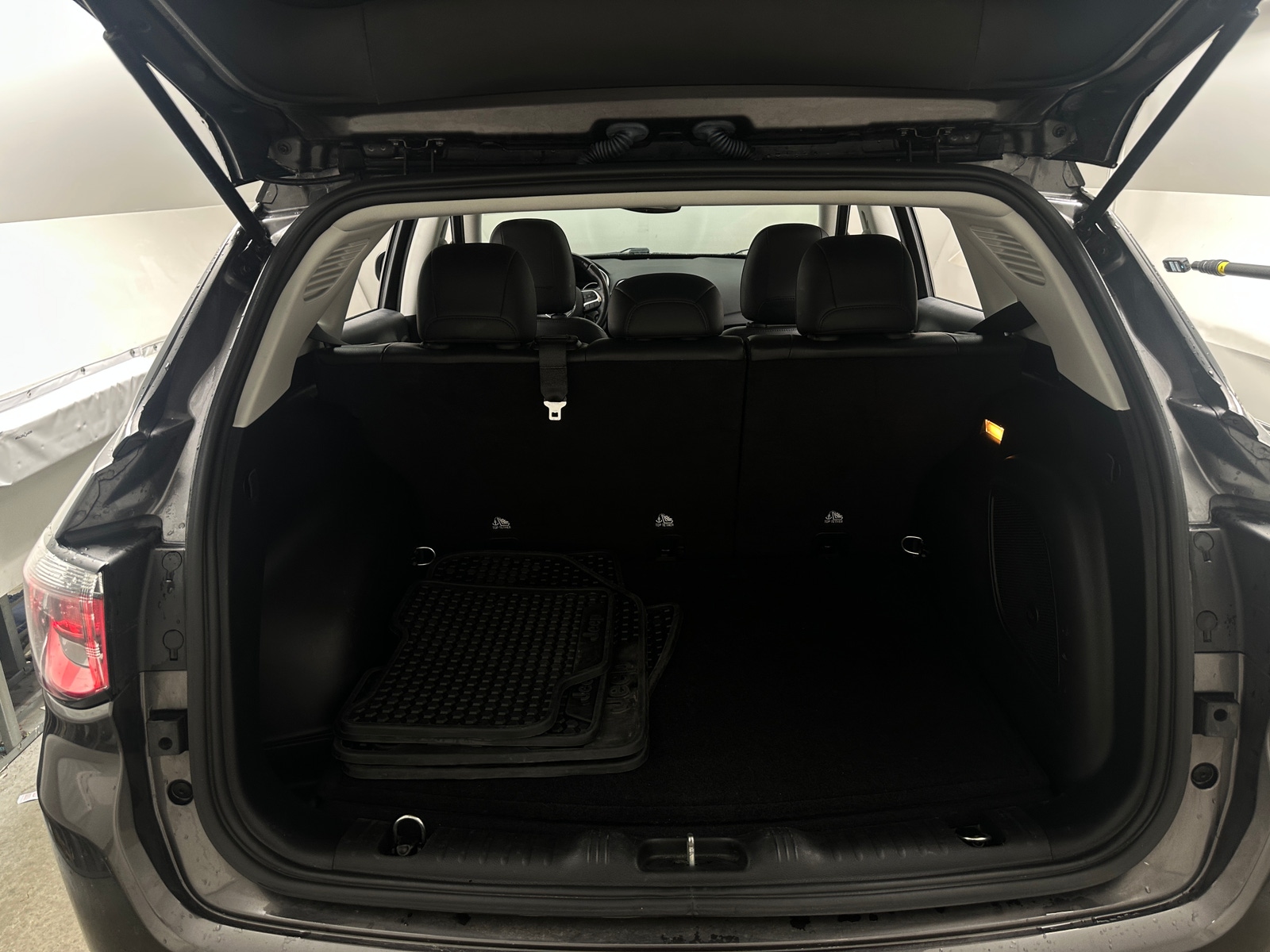 Thumbnail: 2021 Jeep Compass - 6