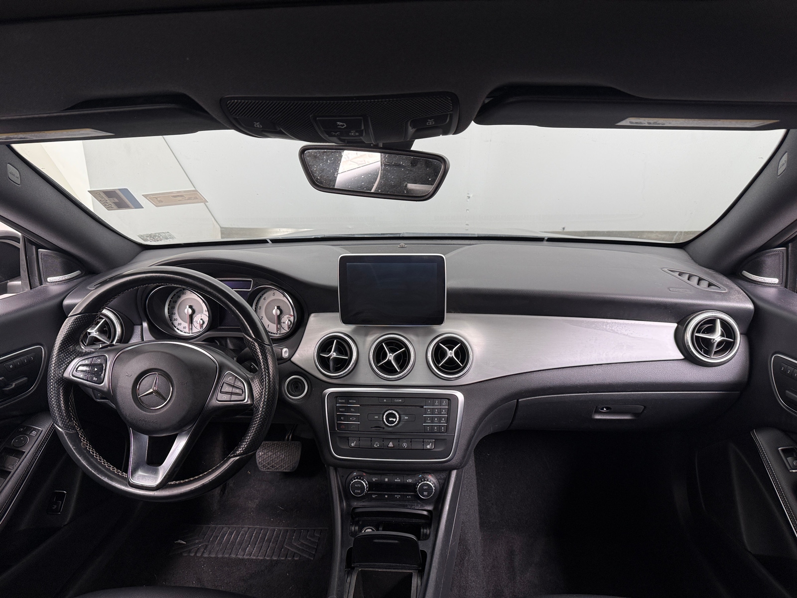 Thumbnail: 2015 Mercedes-Benz CLA - 2