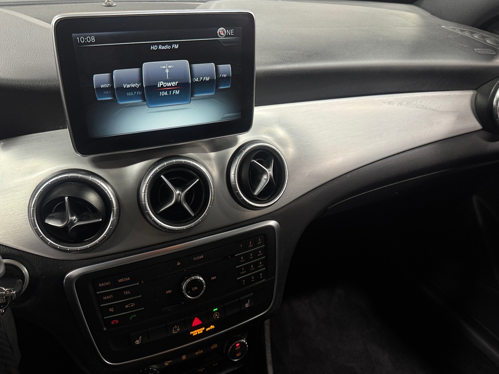 Thumbnail: 2015 Mercedes-Benz CLA - 3