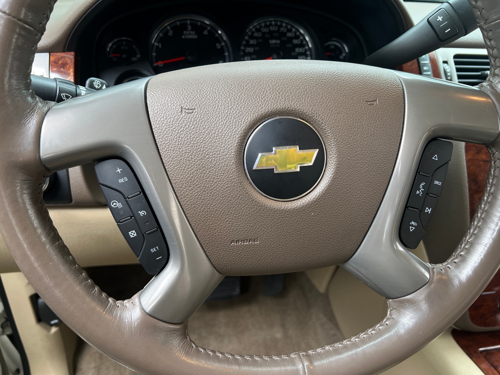 Thumbnail: 2013 Chevrolet Avalanche 1500 - 4
