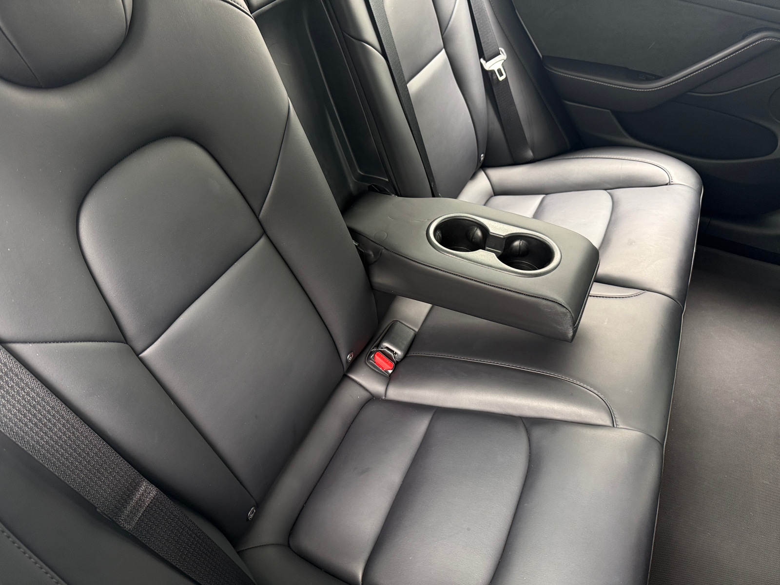 Thumbnail: 2023 Tesla Model 3 - 5
