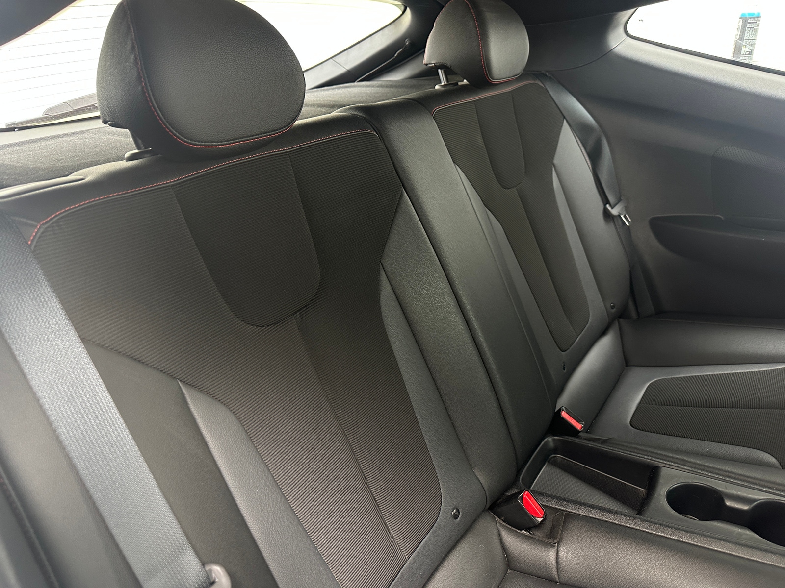 Thumbnail: 2019 Hyundai Veloster - 6