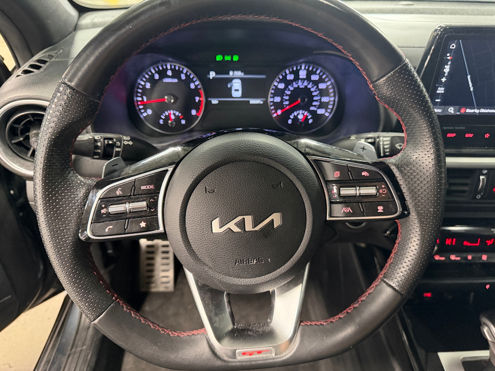 Thumbnail: 2023 Kia Forte - 4