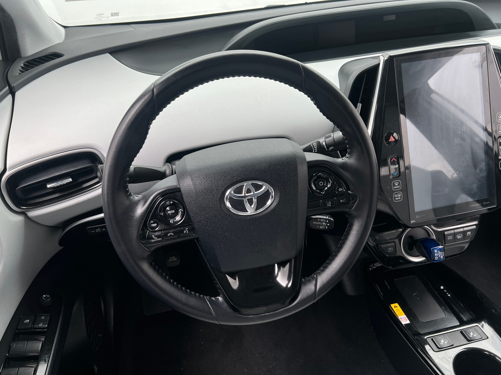 Thumbnail: 2020 Toyota Prius Prime - 4