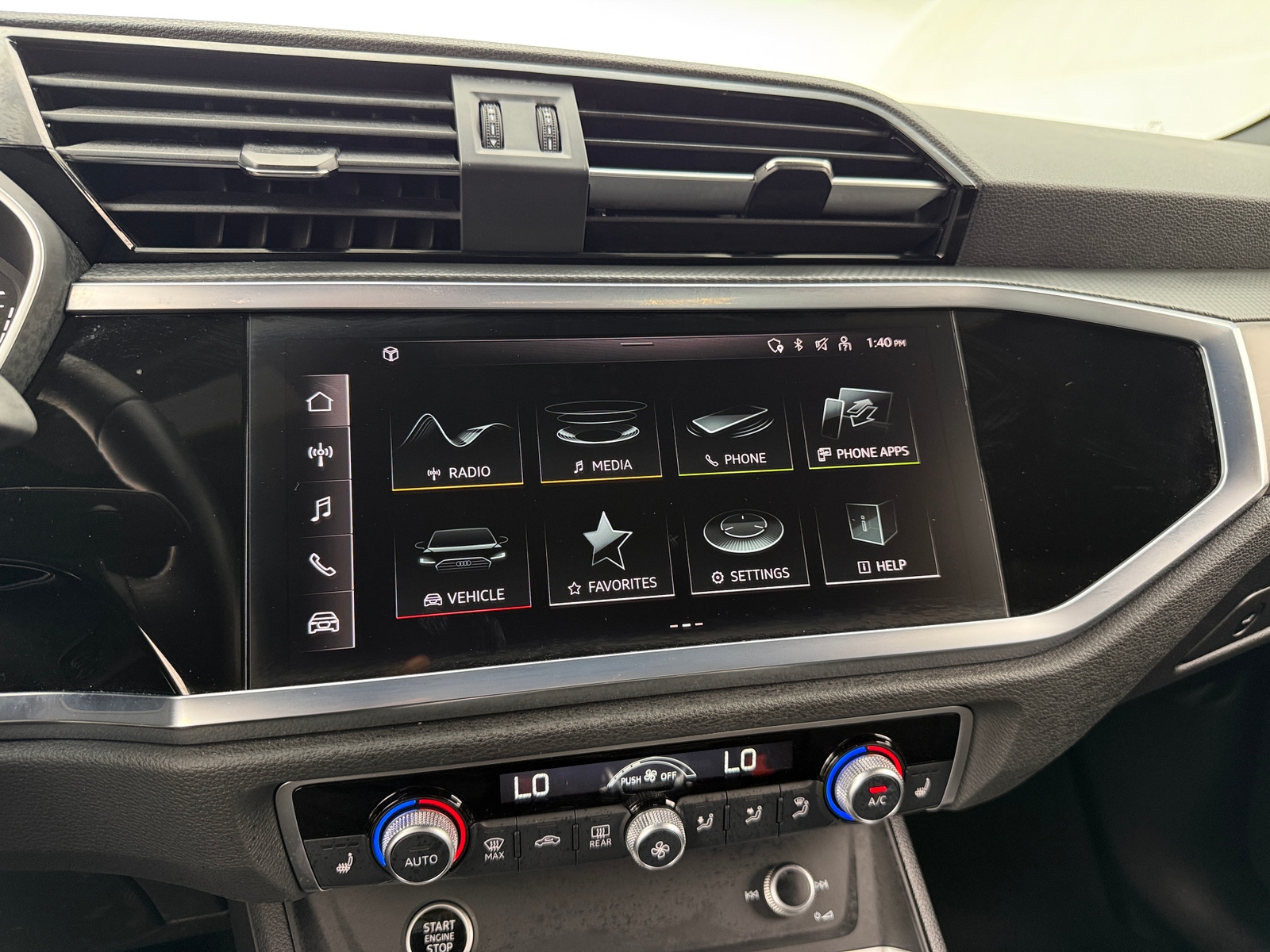 Thumbnail: 2024 Audi Q3 - 3