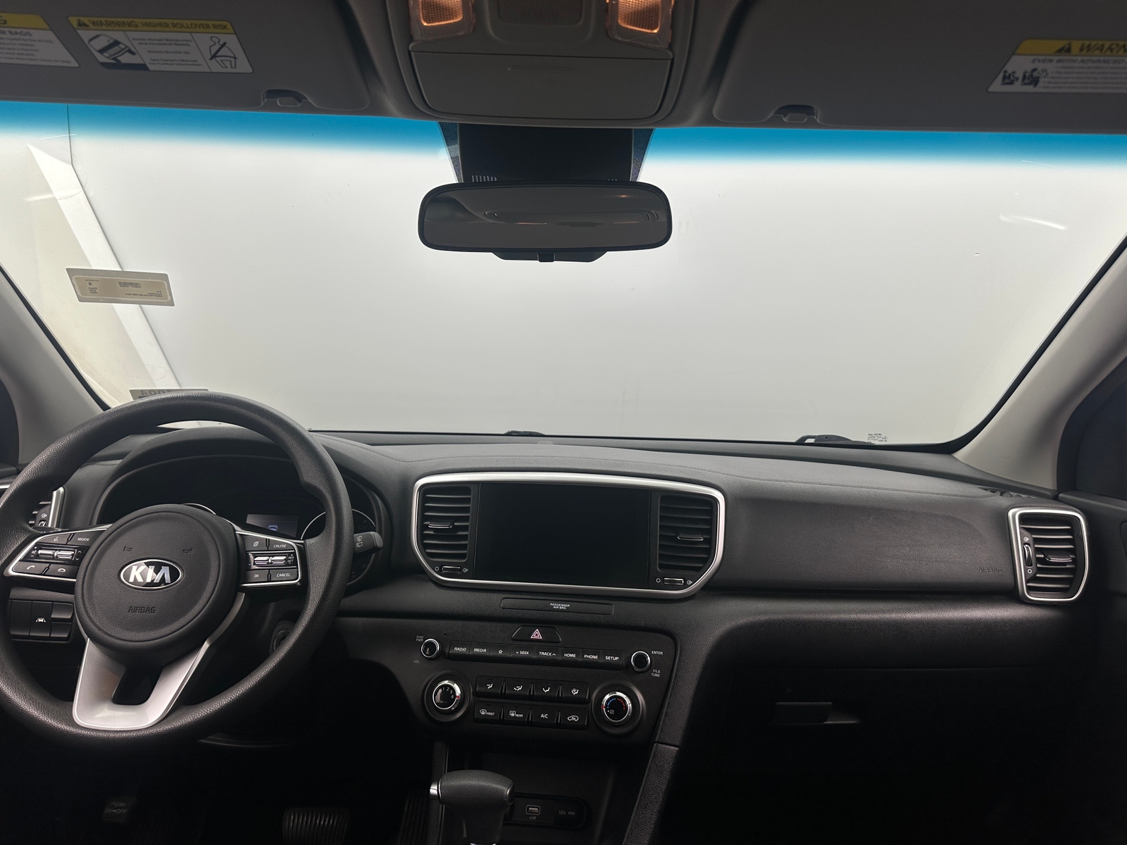 Thumbnail: 2022 Kia Sportage - 3