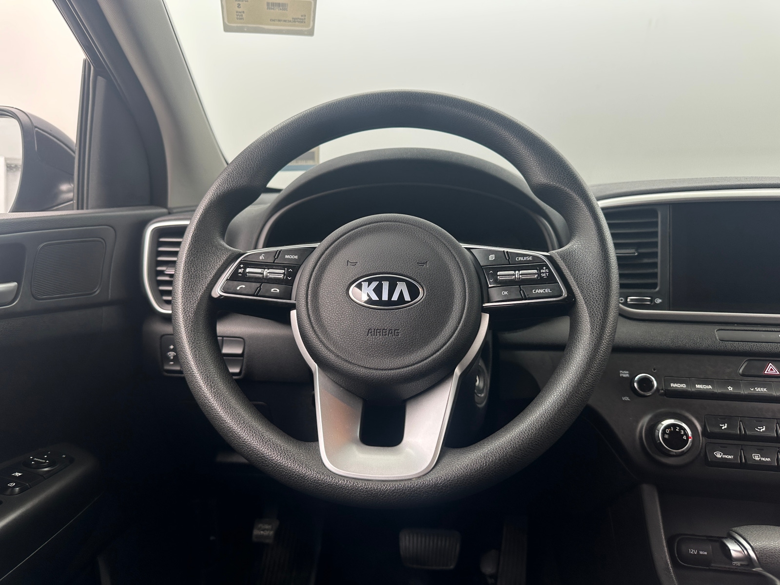 Thumbnail: 2022 Kia Sportage - 5