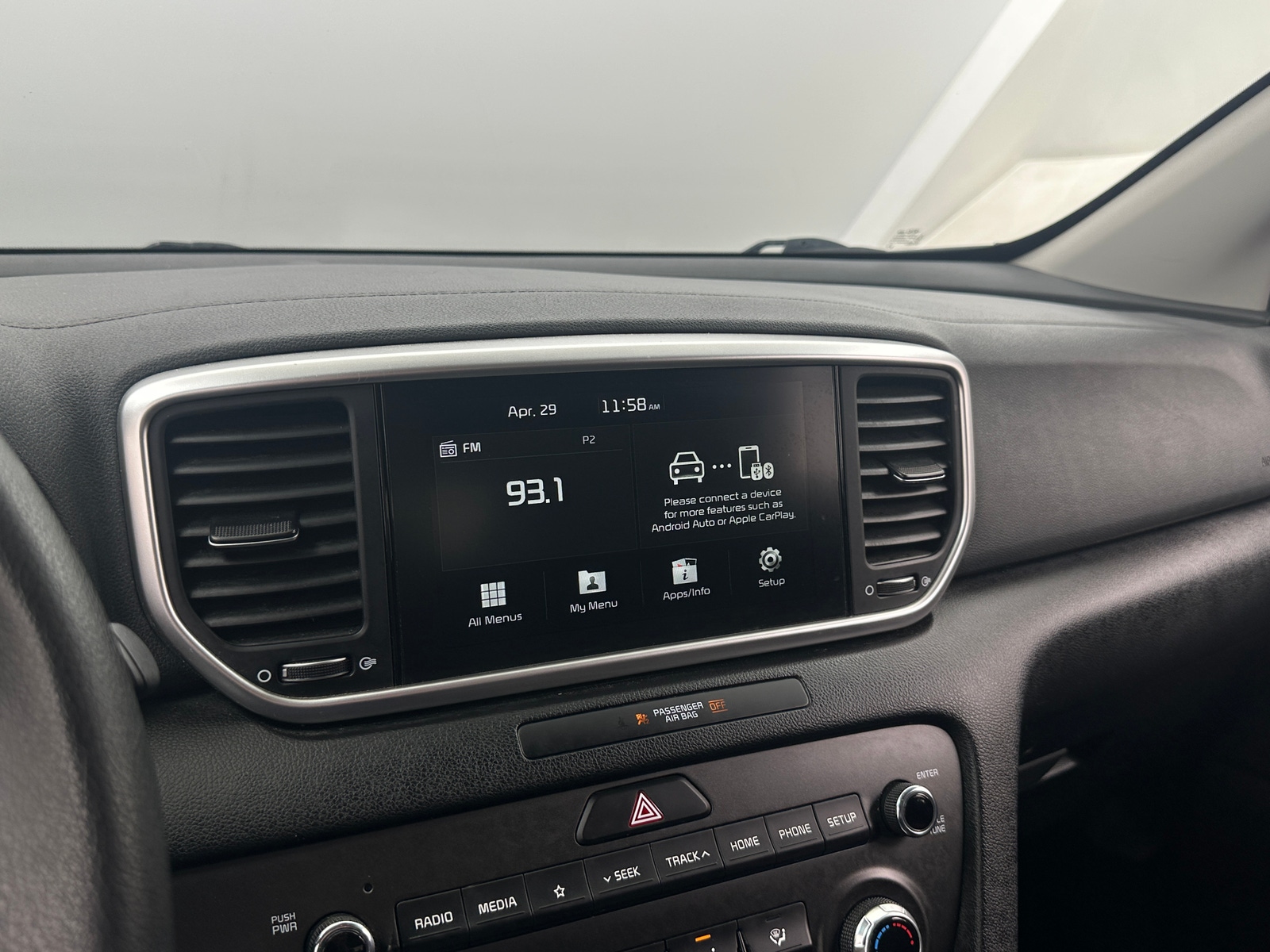 Thumbnail: 2022 Kia Sportage - 4