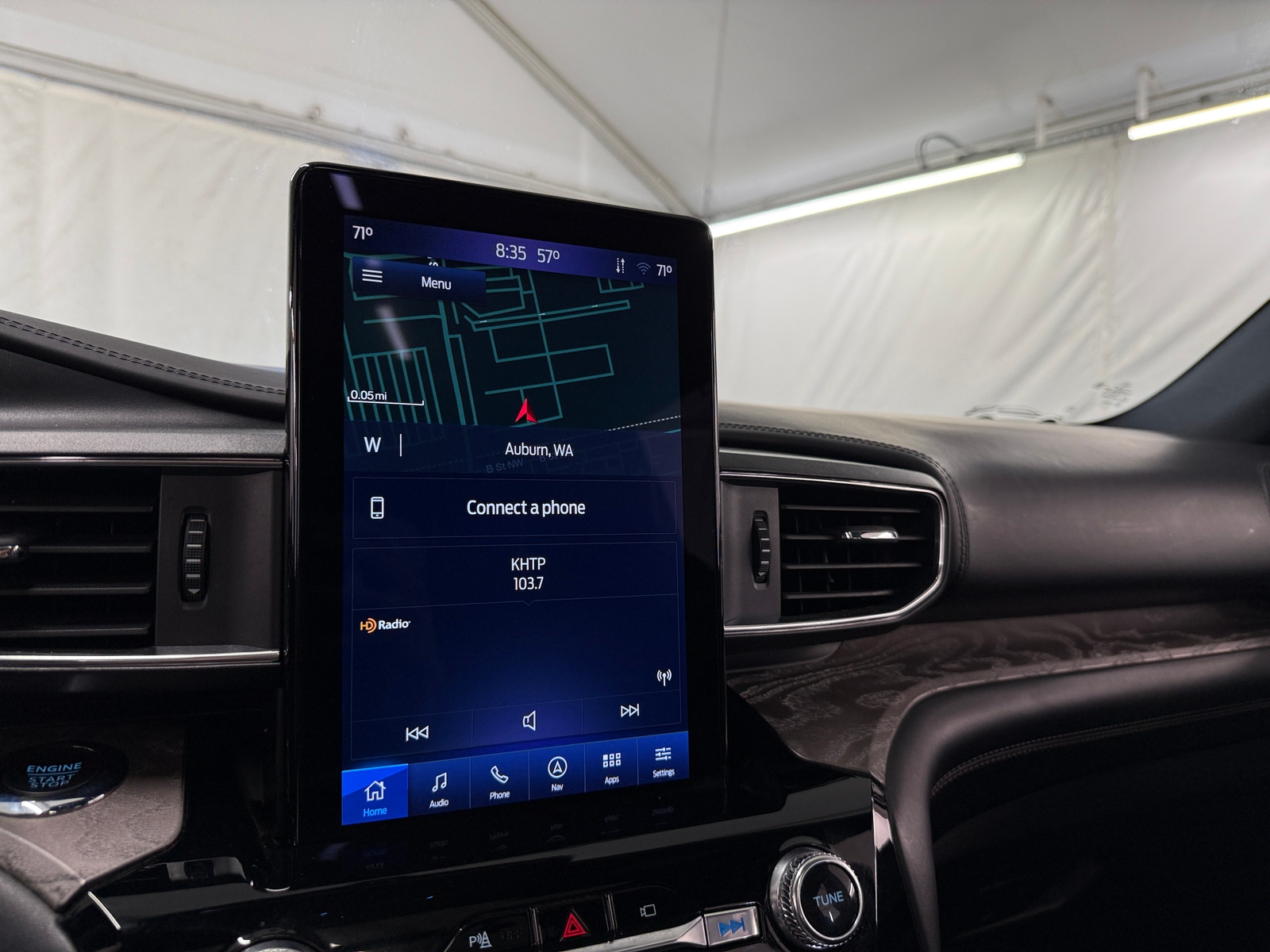 Thumbnail: 2022 Ford Explorer - 3