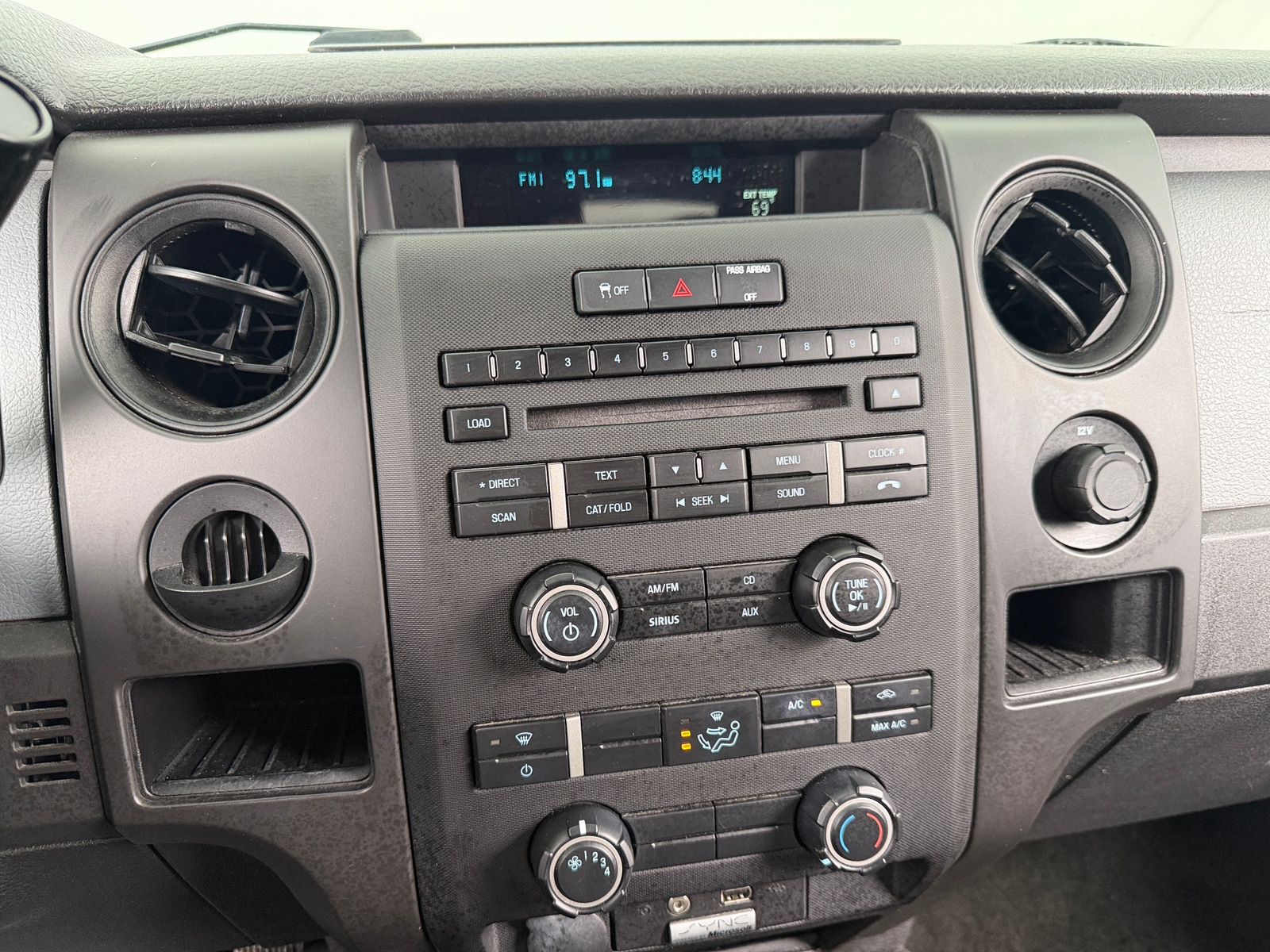 Thumbnail: 2013 Ford Econoline - 4