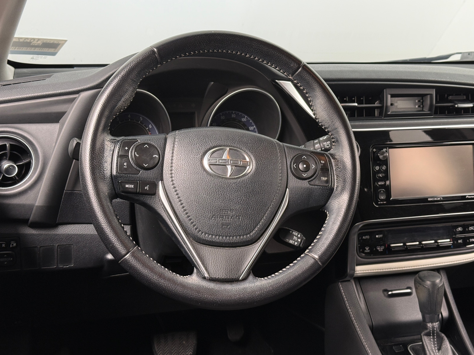 Thumbnail: 2016 Scion iM - 5